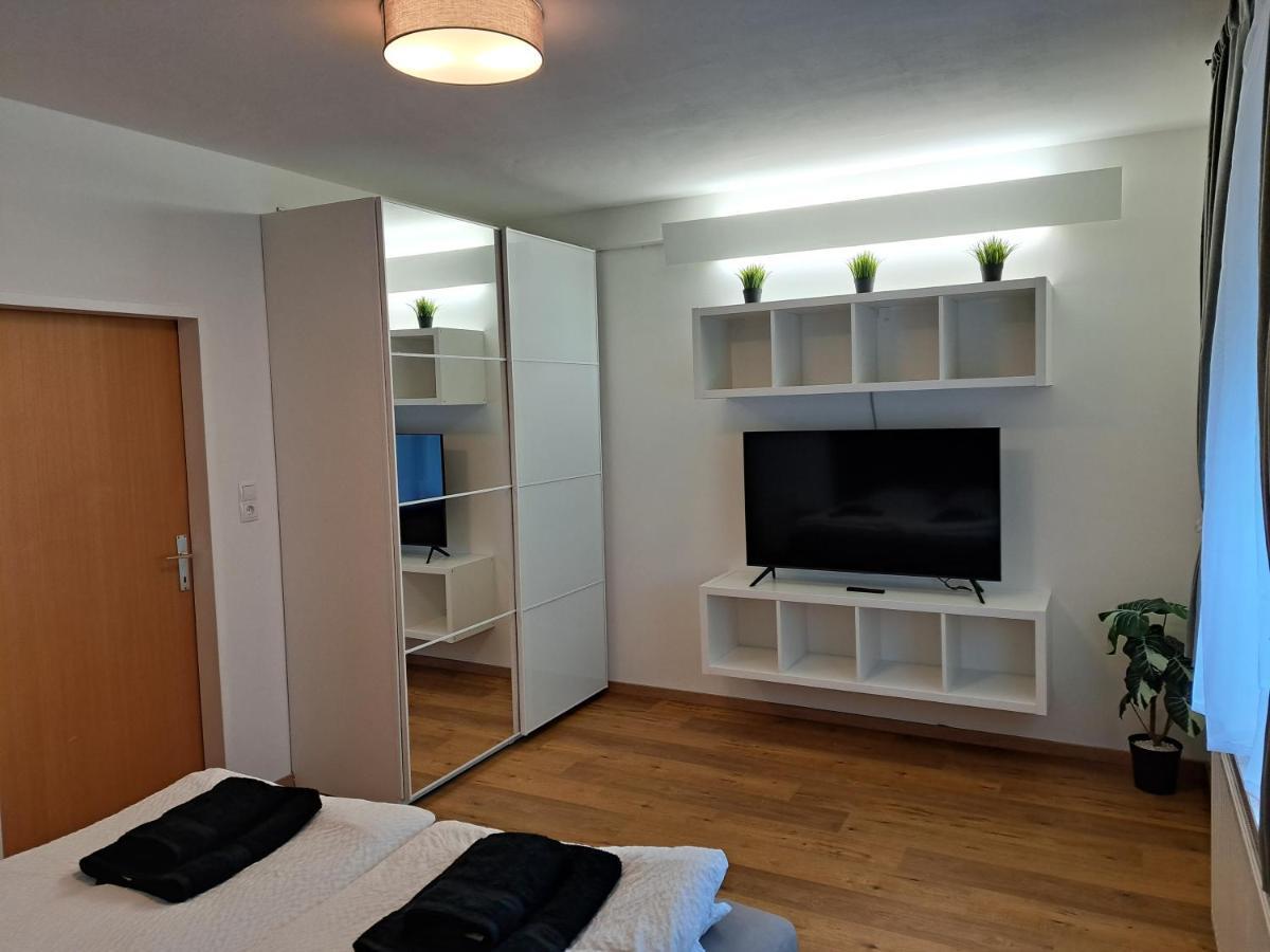 Flataid Gaestehaus Graschi - Steinbergstrasse Graz Eksteriør billede